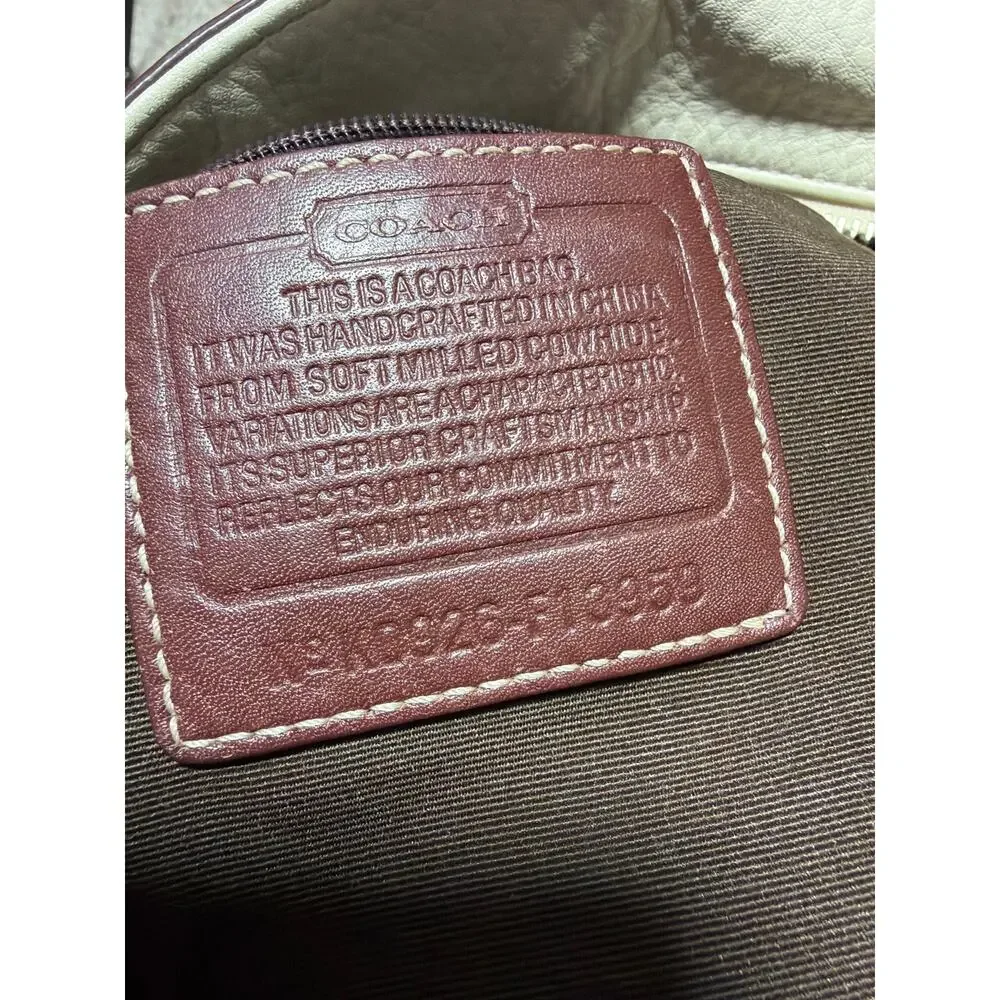 Coach Hampton Y2K White and Brown Tote Bag Turnlock Milled Leather 2009